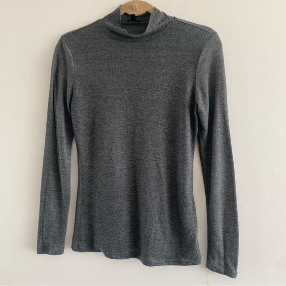Dynamite Heathered Grey Mock Neck Long Sleeve Top - Picture 3 of 9